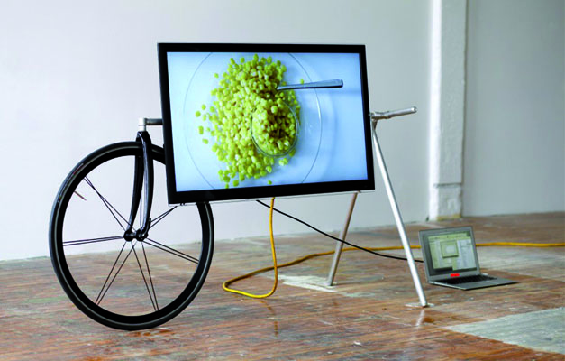 TV Barrow par les designers Che Wei Wang et Taylor Levy