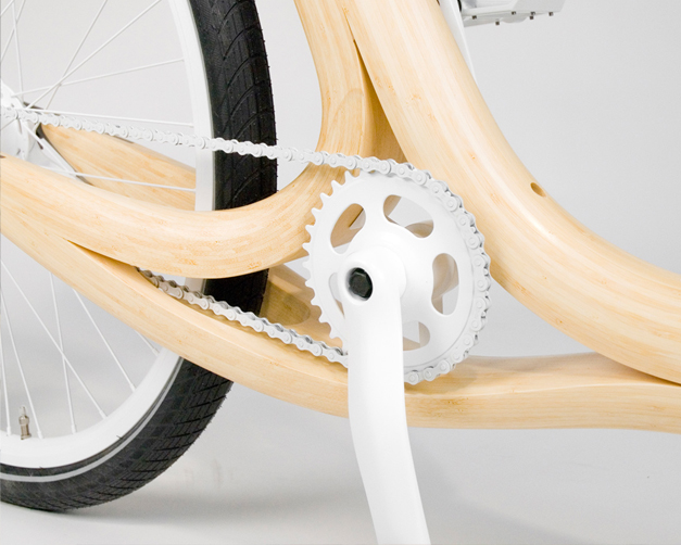 Velo en bambou et design artisanal