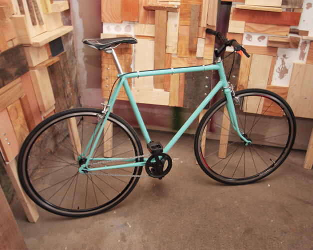 Renovation d'un fixie fluo