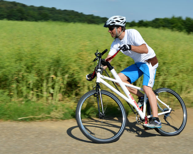 Pedalage bras et jambes simultane