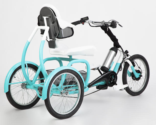 Tricycle electrique pour handicap